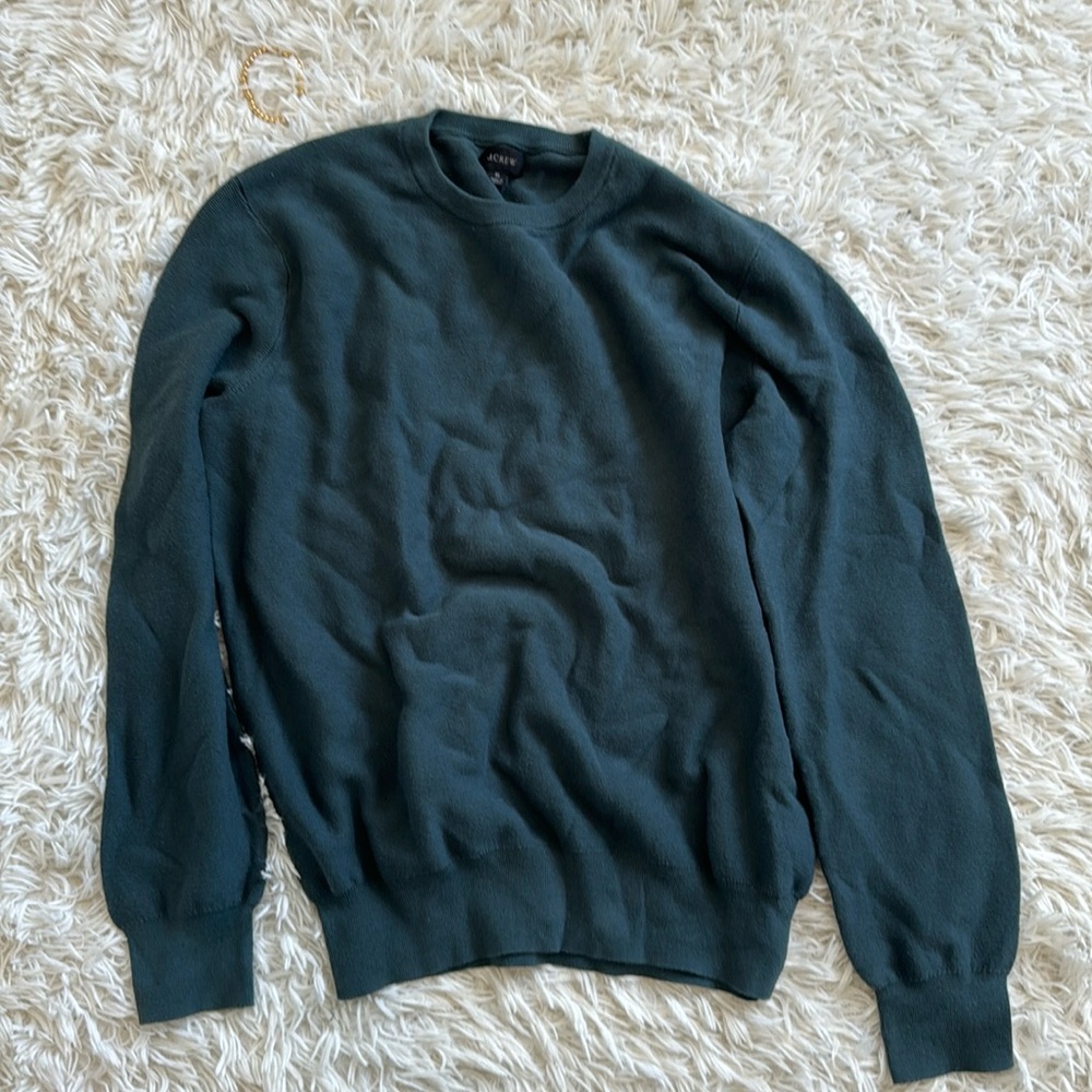 Like new sweat shirt